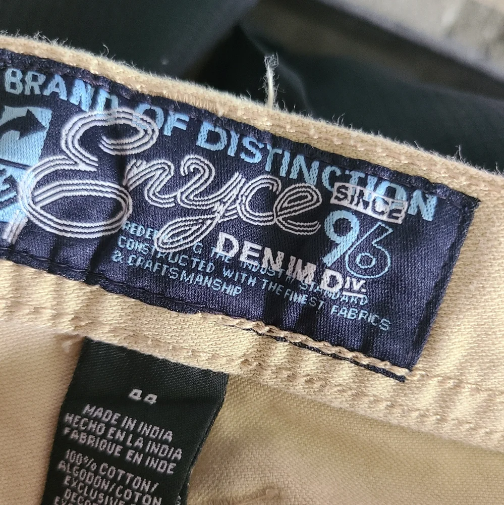 Vintage Enyce Men's Tan Shorts Sz.44